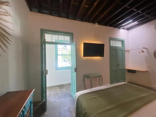 Hacienda De Indias, Cali * Granadilla De Abona